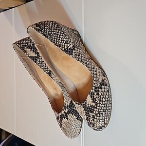 Vionic Womens Antonia Mid Wedge SZ 6 NWOT